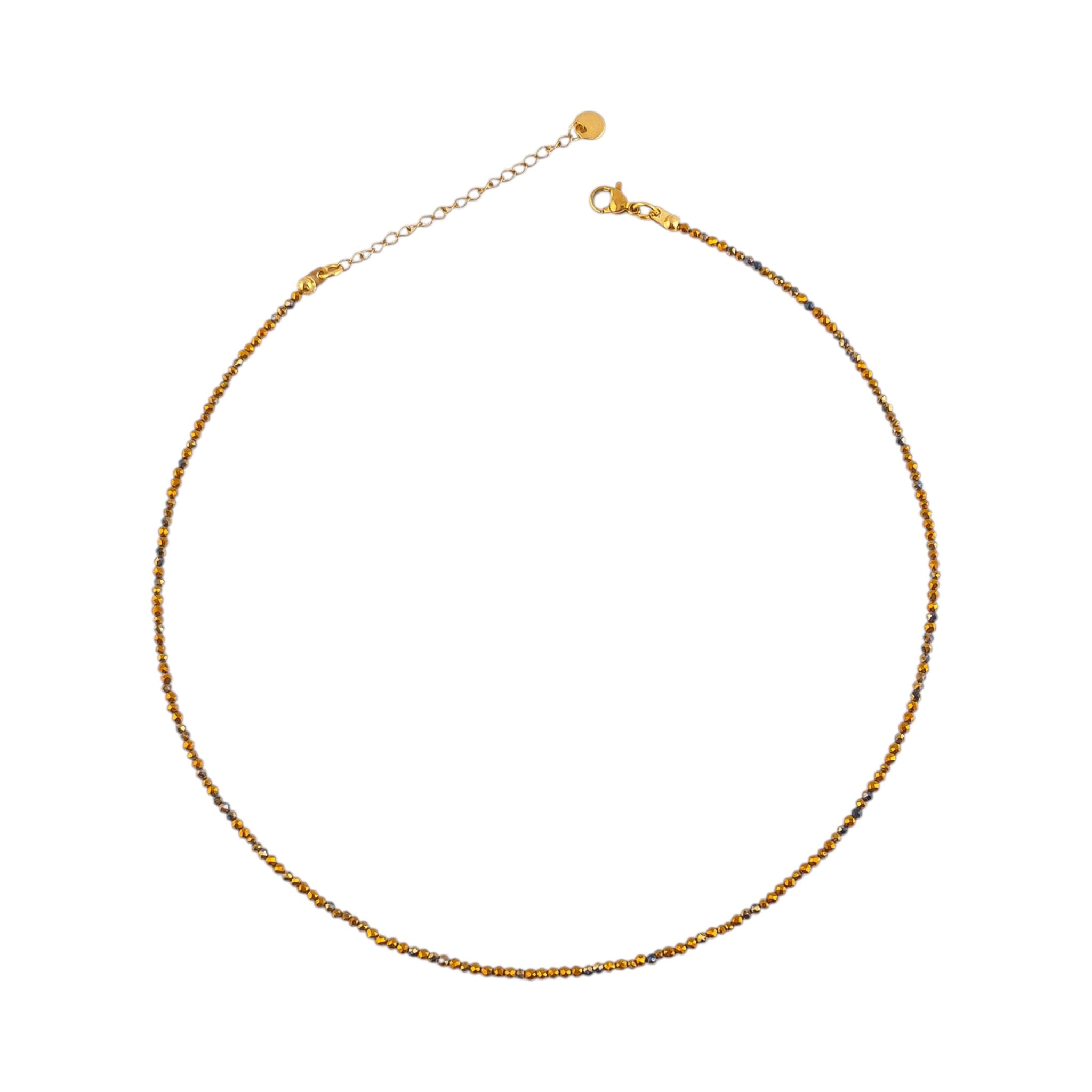 Colar Íris, gargantilha com contas de cristal facetado em tons de amarelo dourado e acabamentos dourados