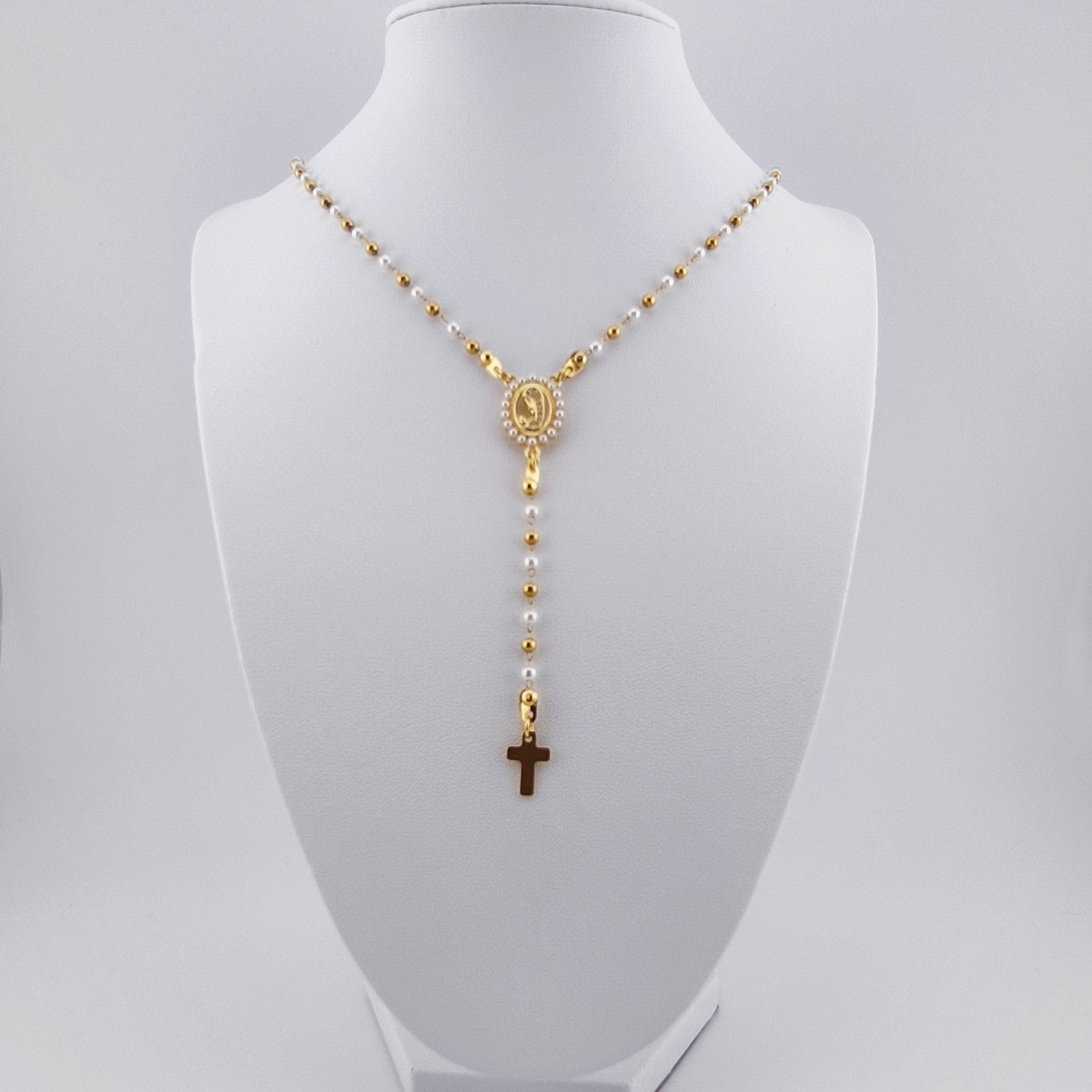 Colar Terço Nossa Senhora e Cruz - Aço Inoxidável, Pérolas e Contas | Joia de Fé