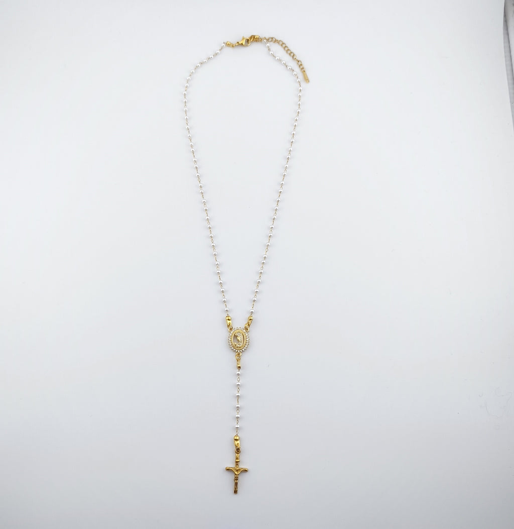 Colar Terço Nossa Senhora e Cruz - Aço Inoxidável e Pérolas | Joia de Fé