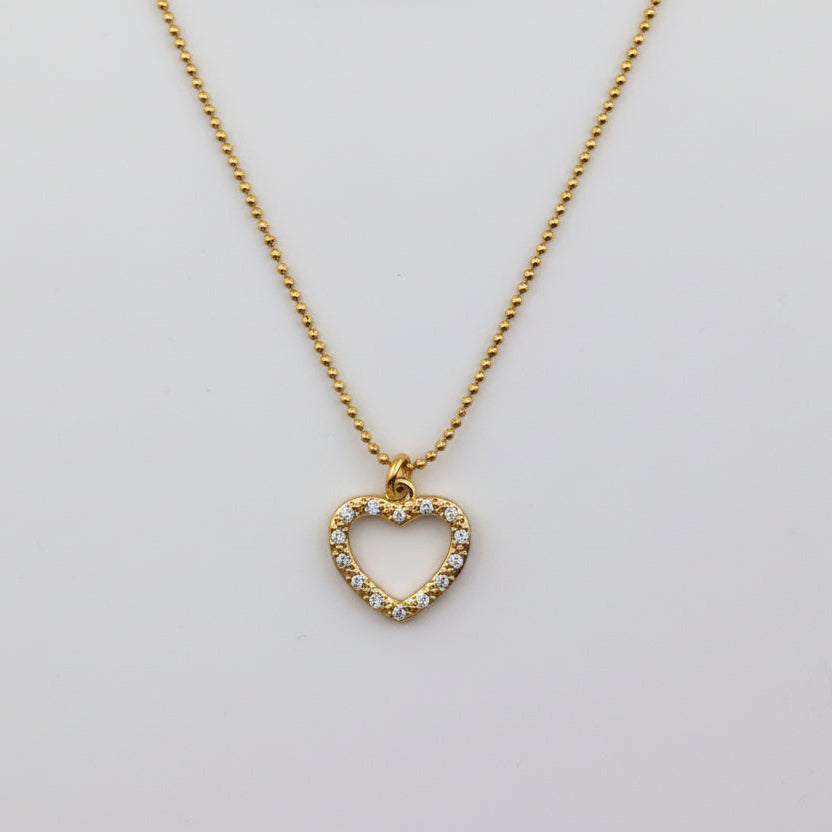 Gold-tone wire, openwork heart pendant with cubic zirconia | Hearts Collection – Amor Jewelry 