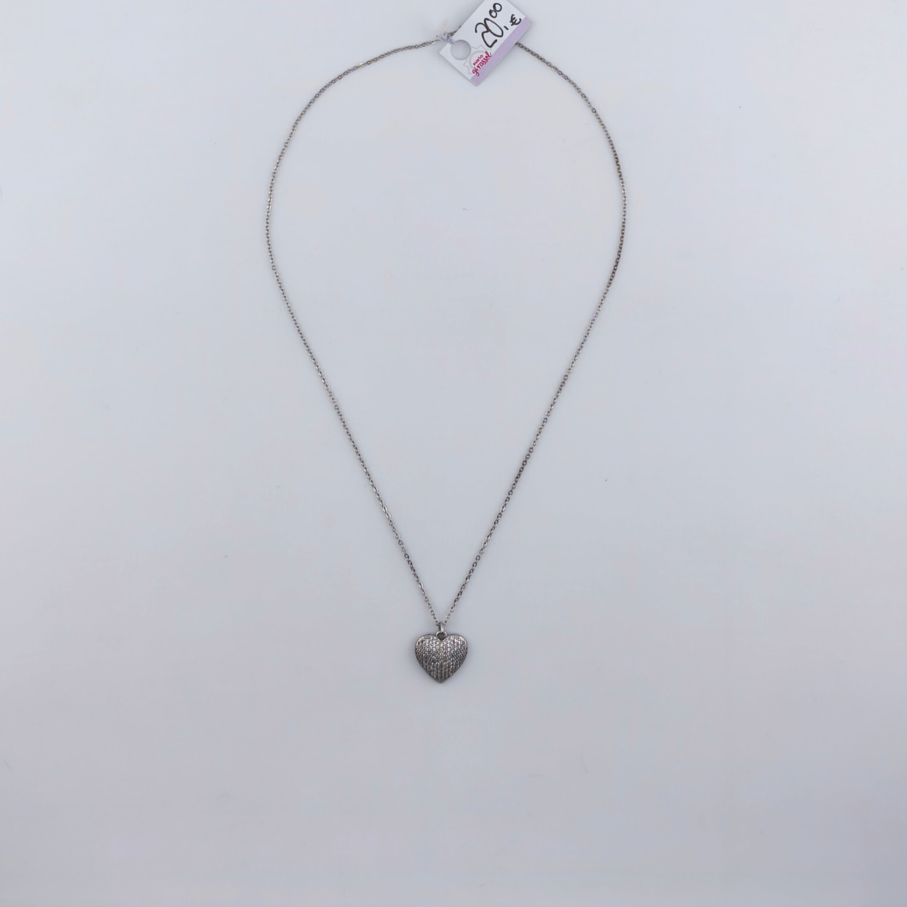 Silver-plated wire, concave heart pendant set with cubic zirconia | Hearts Collection – Amor Jewelry 