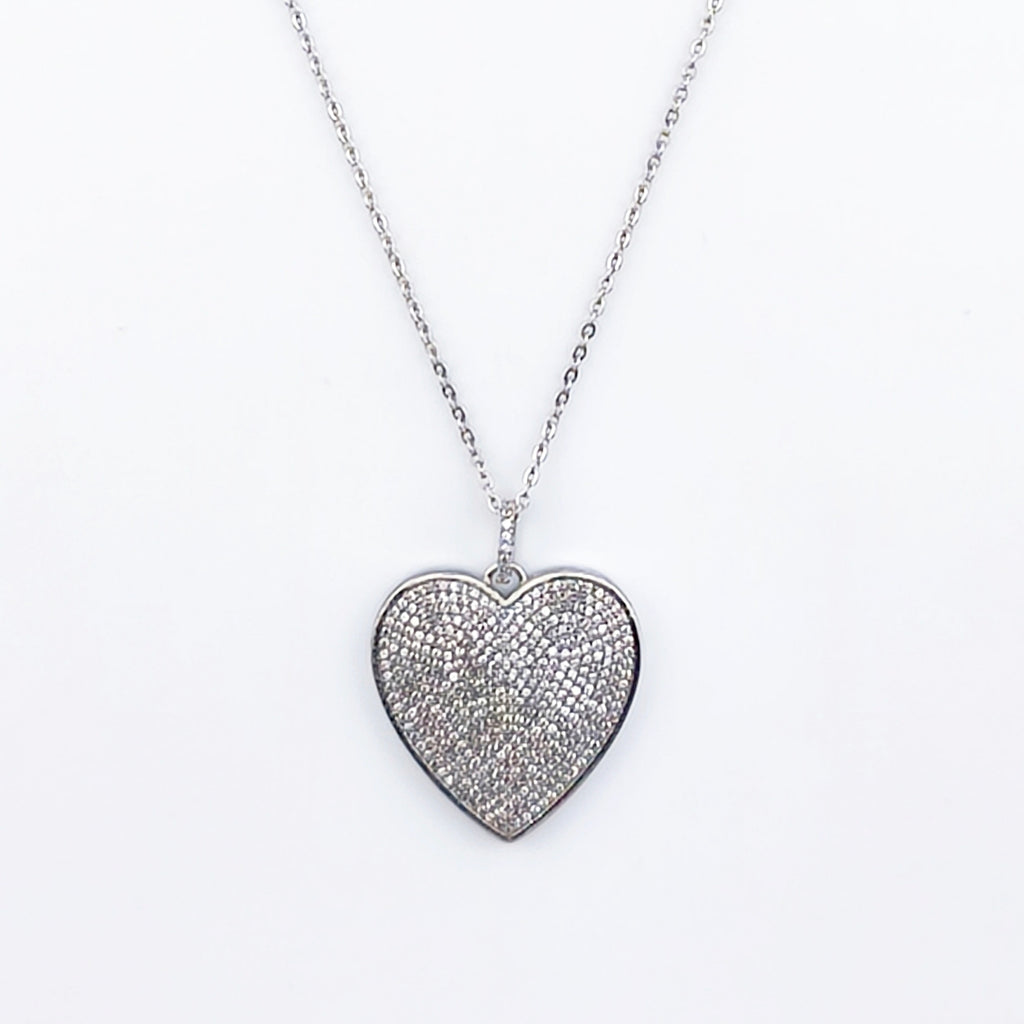 Silver wire, flat heart pendant set with cubic zirconia | Hearts Collection – Amor Jewelry 