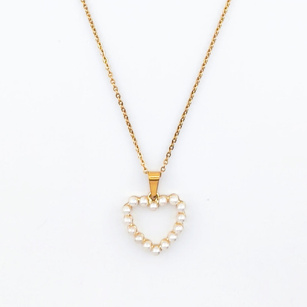 Gold-tone wire, openwork heart pendant with synthetic pearls | Hearts Collection – Amor Jewelry 