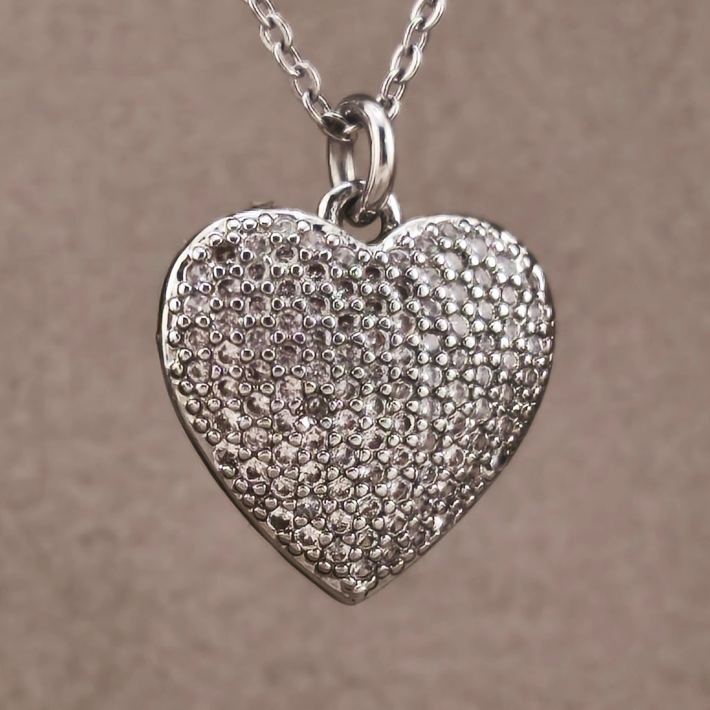 Silver-plated wire, concave heart pendant set with cubic zirconia | Hearts Collection – Amor Jewelry 