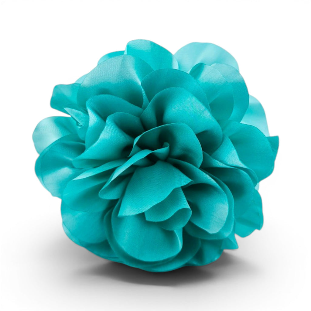 Mola de cabelo flor Peónia de tecido volumosa em cetim · Joias de Cabelo